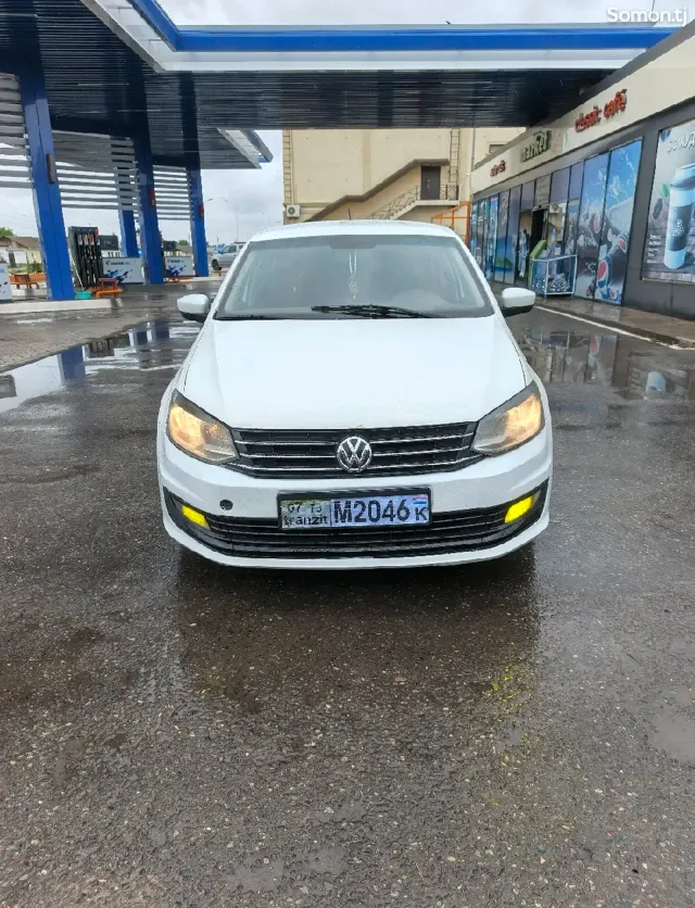 Volkswagen Polo 2019 · 1.6 AT