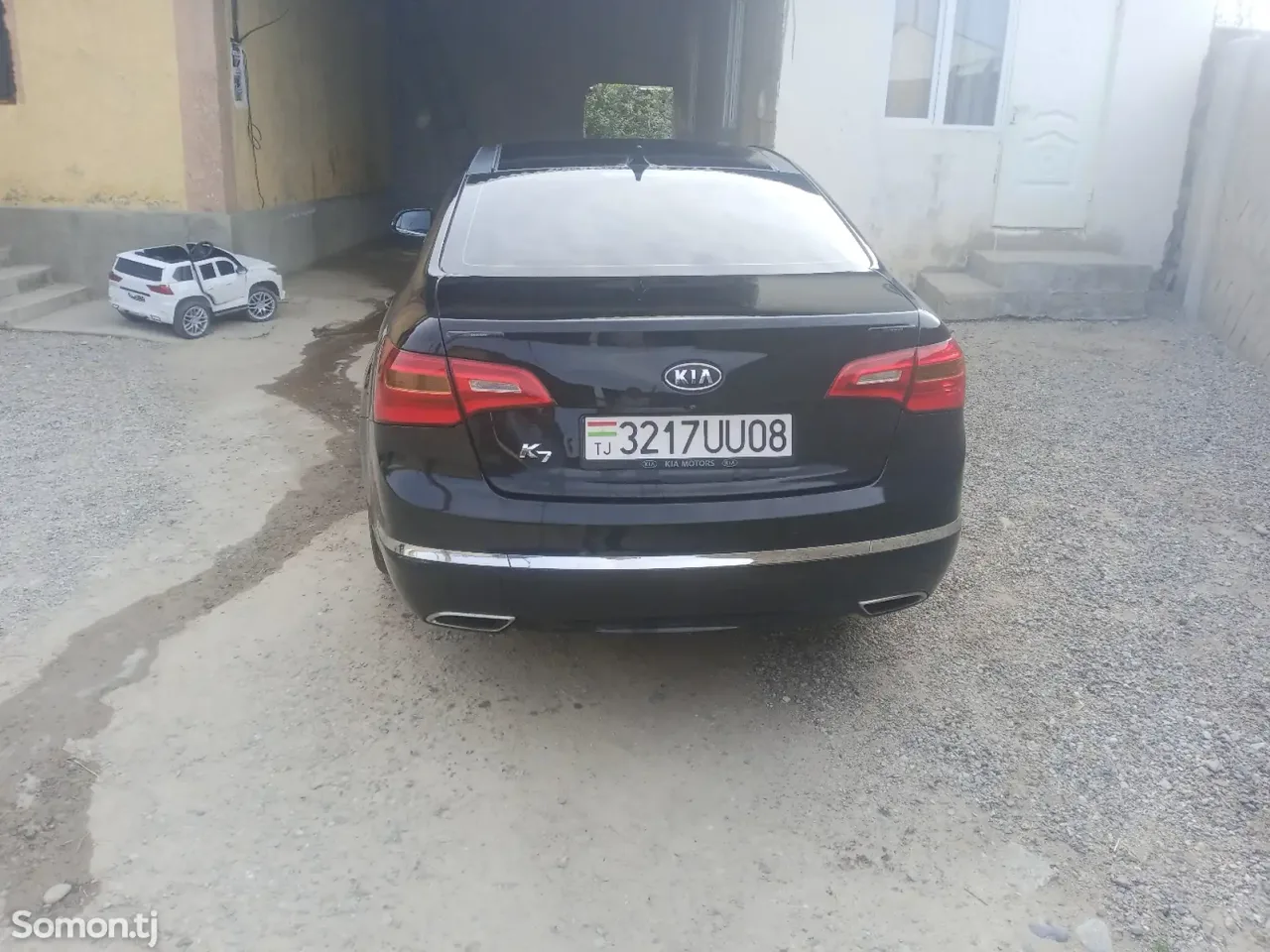 Kia K7 2012 · 2.5 AT