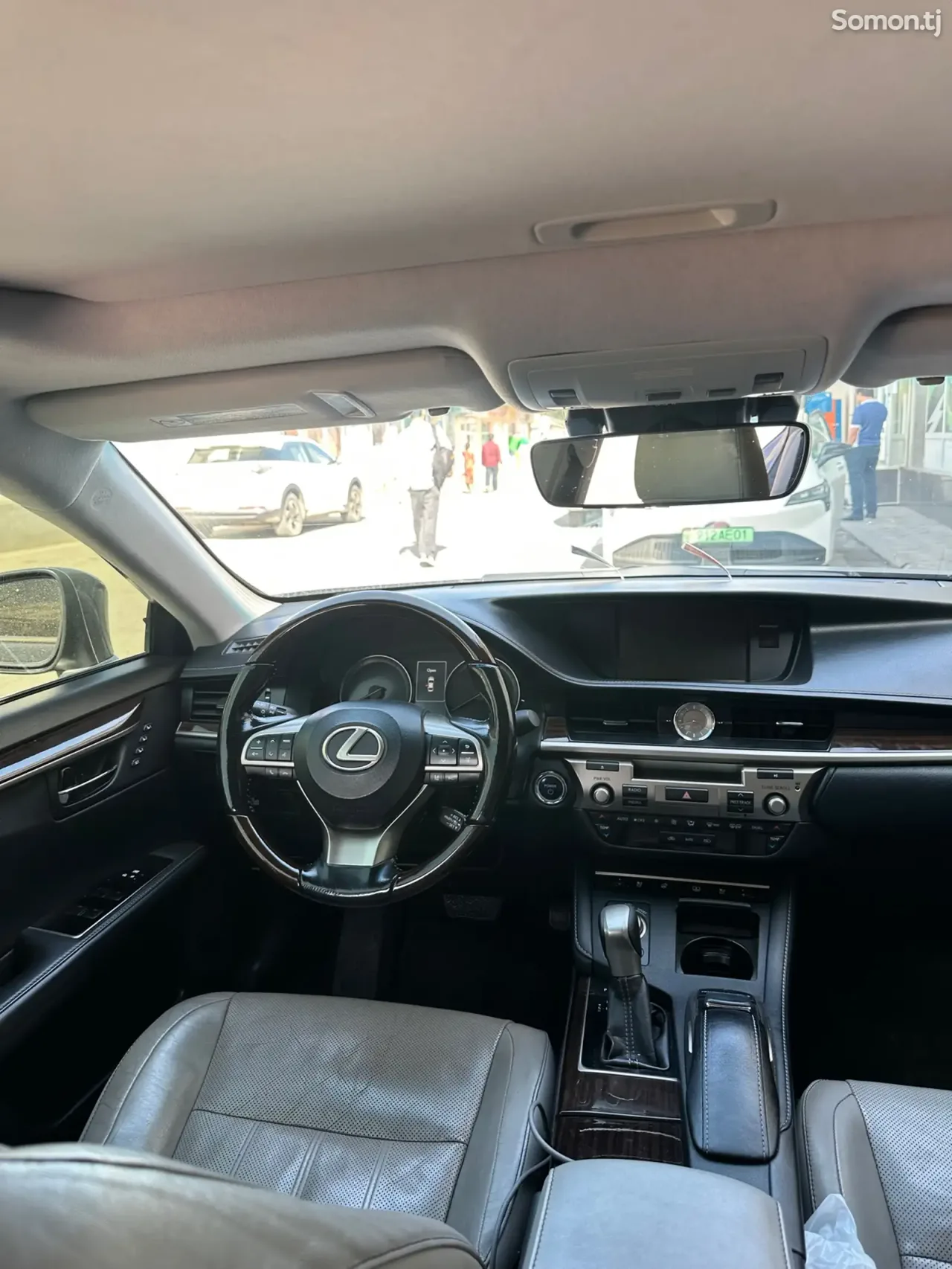 Lexus ES series 2016 · 3.0 AT