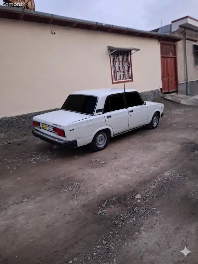 Lada (ВАЗ) 2107 2003 · 0.6 MT