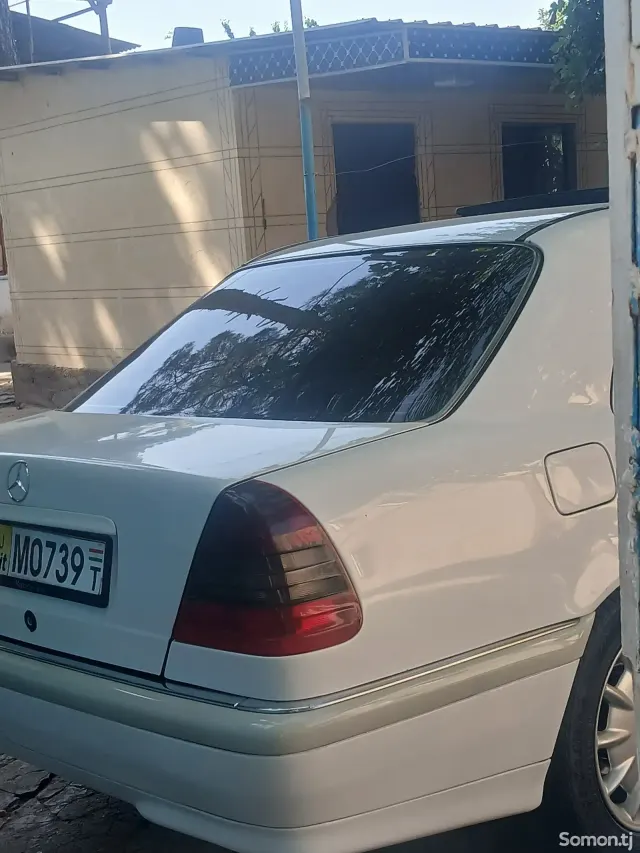 Mercedes-Benz C class 1999 · 2.3 AT