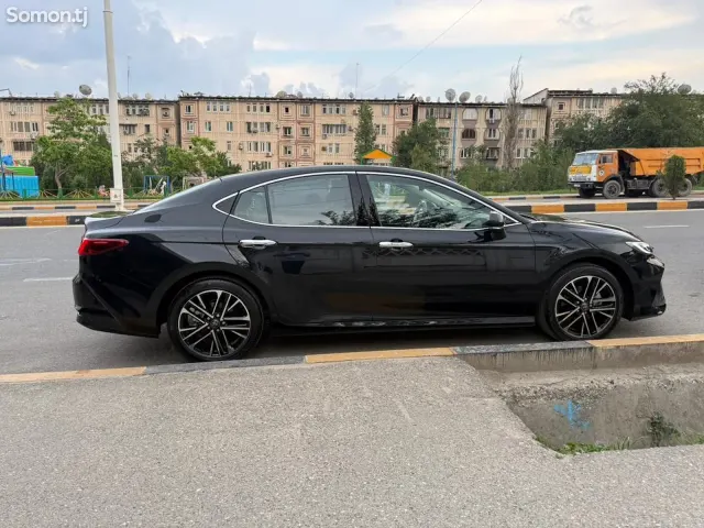 Toyota Camry 2026 · 2.5 AT