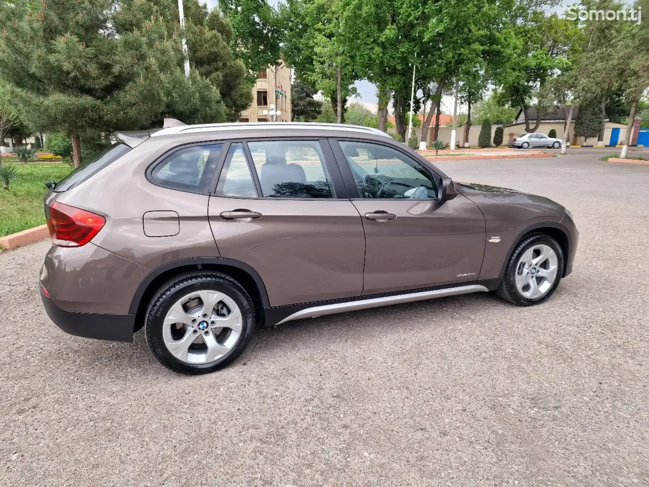 BMW X1 2010 · 2.5 AT