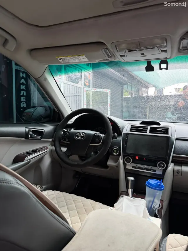 Toyota Camry 2013 · 3.5 AT
