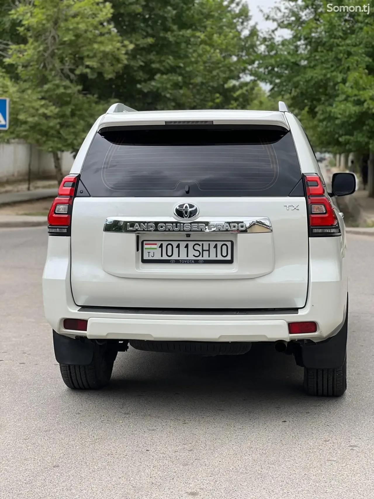 Toyota Land Cruiser Prado 2011 · 4.0 AT
