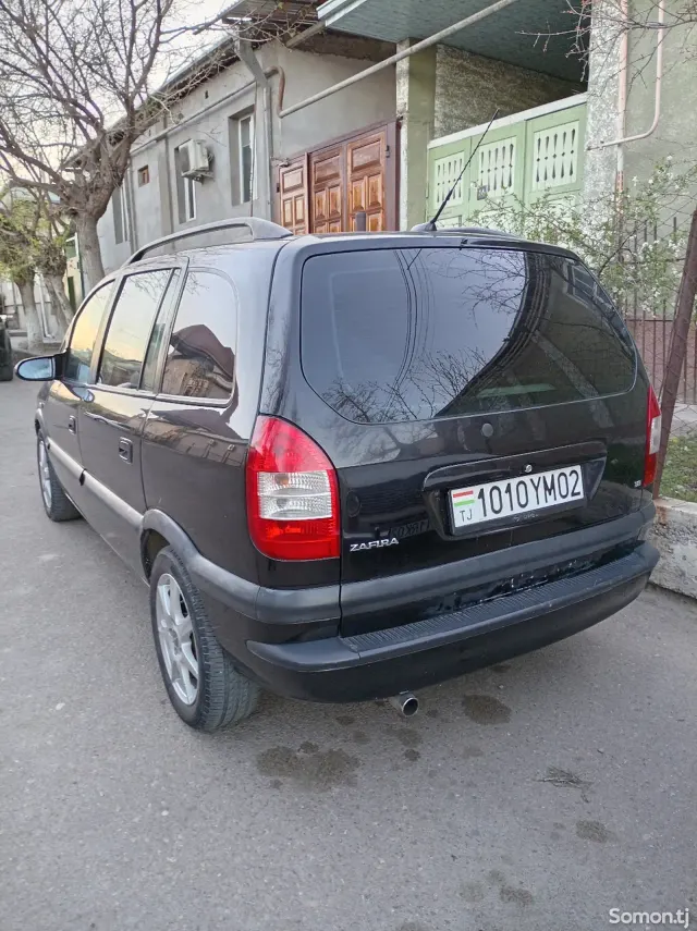 Opel Zafira 2000 · 1.8 AT