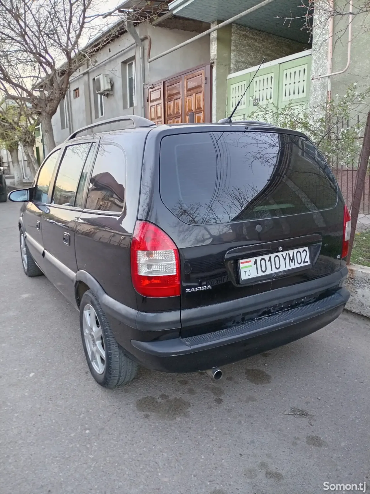 Opel Zafira 2000 · 1.8 AT