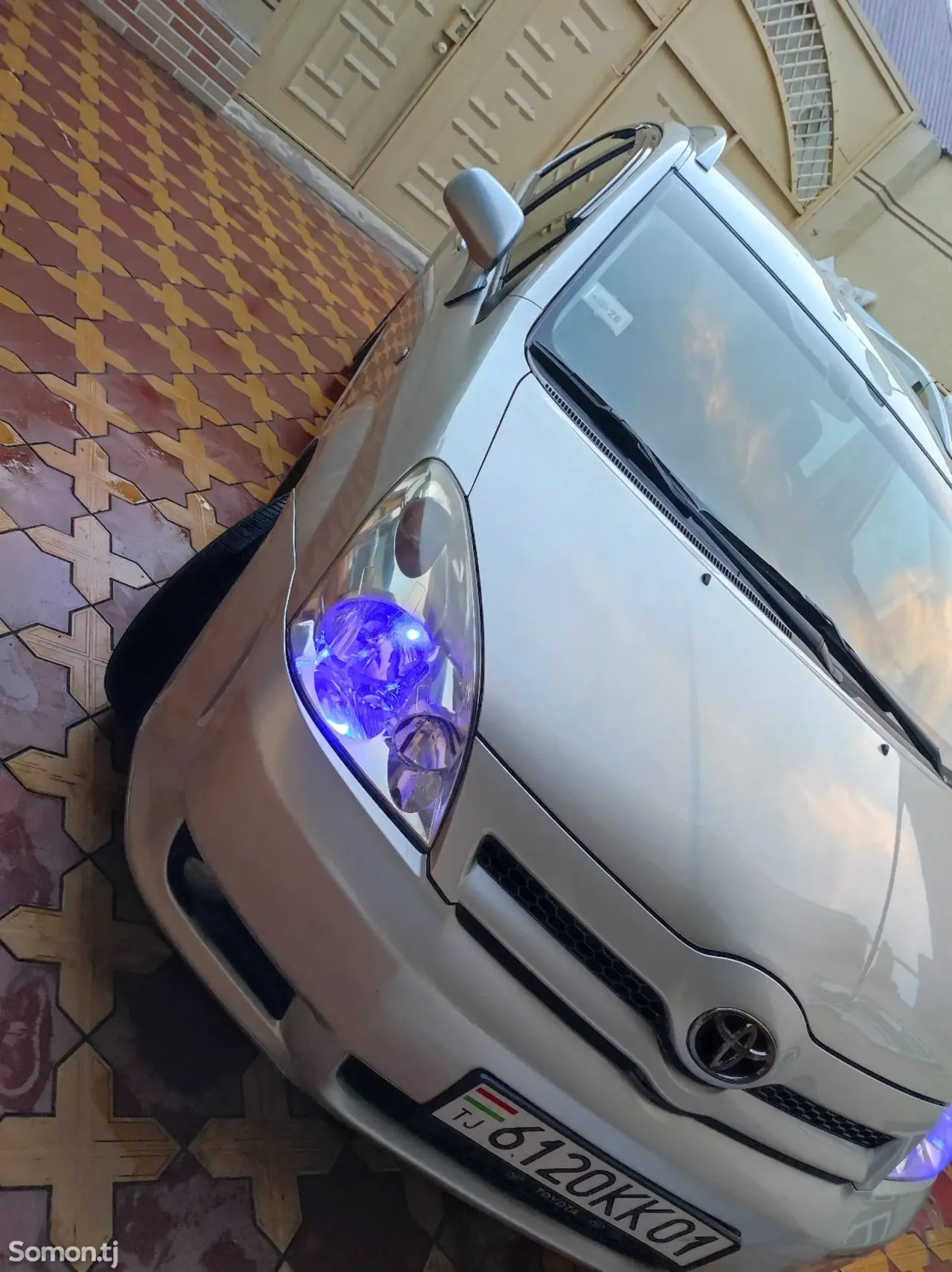 Toyota Verso 2006 · 1.8 MT