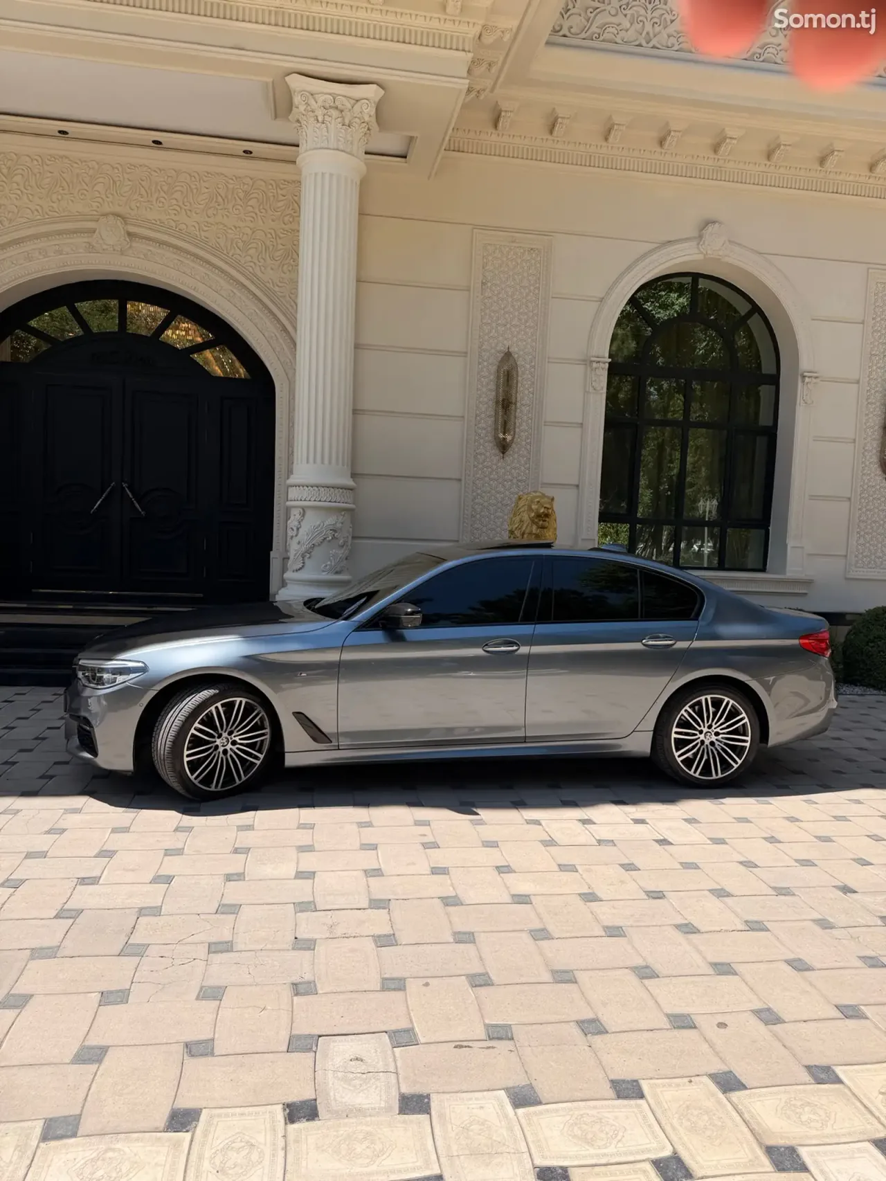 BMW 5 series 2017 · 3.0 AT