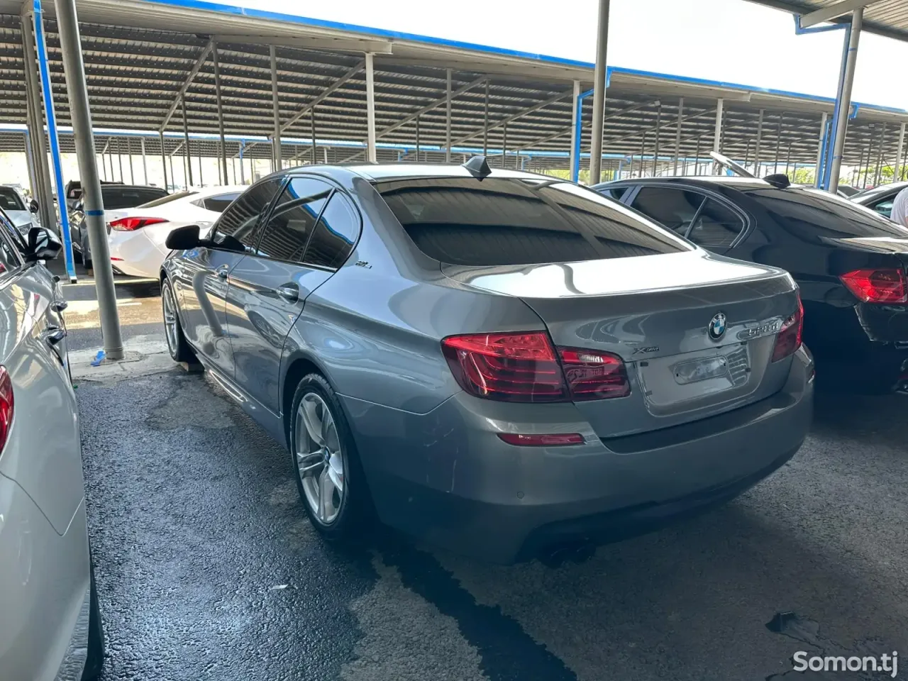 BMW 5 series 2016 · 2.0 AT