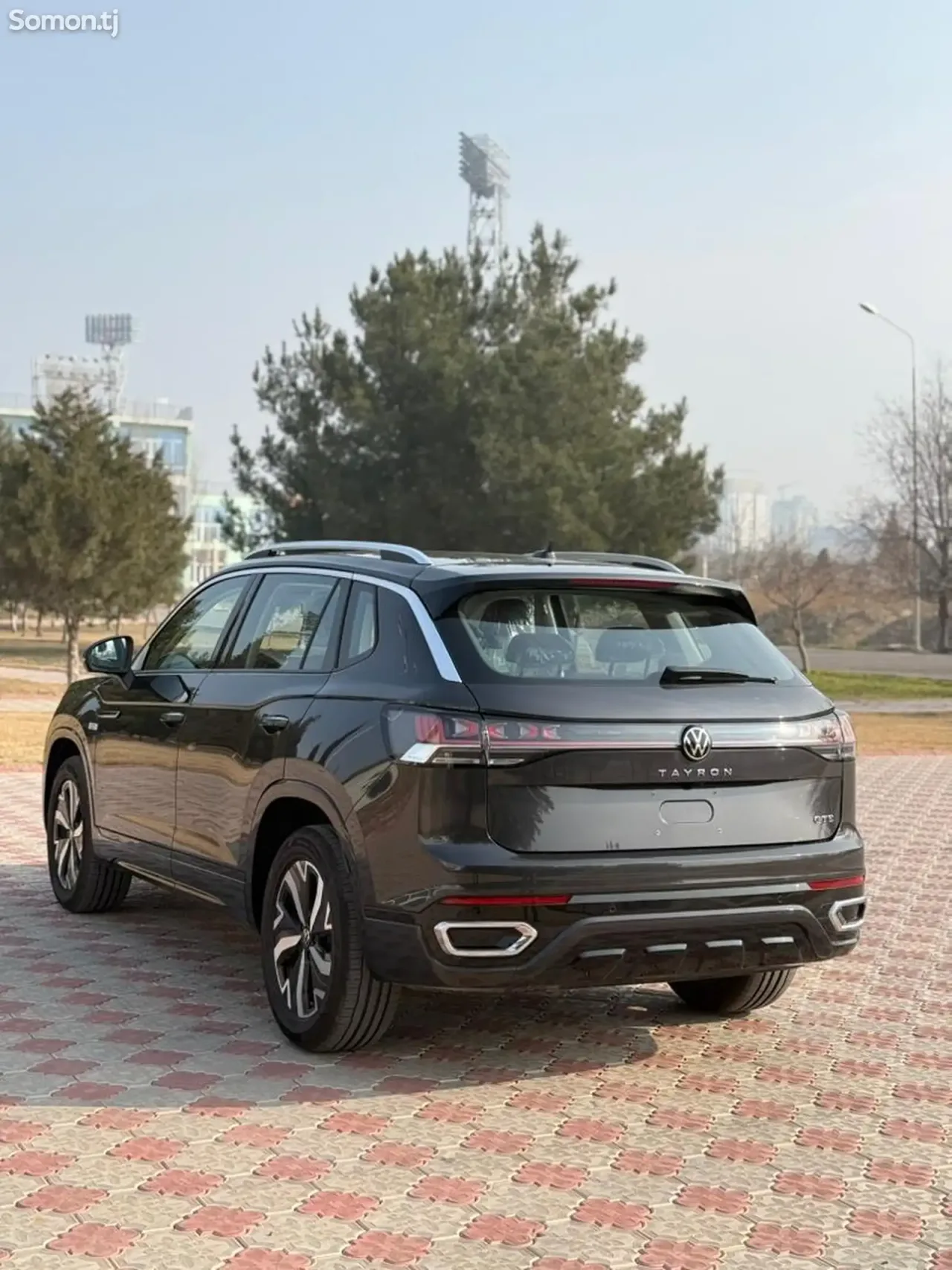 Volkswagen Touran 2025 · 1.4 AT