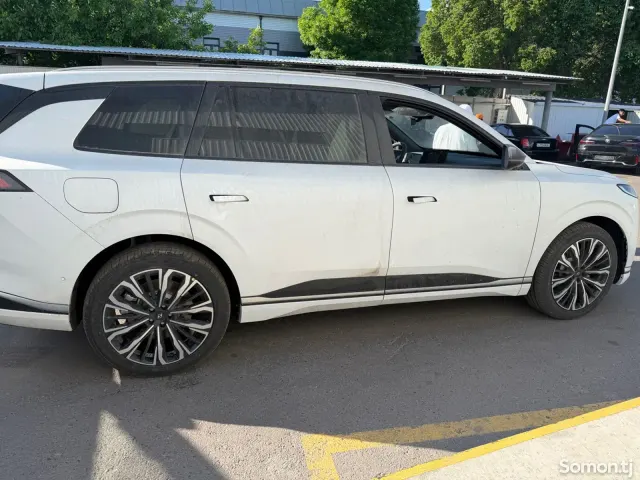 Dongfeng EP 008 2026 · 1.8 AT