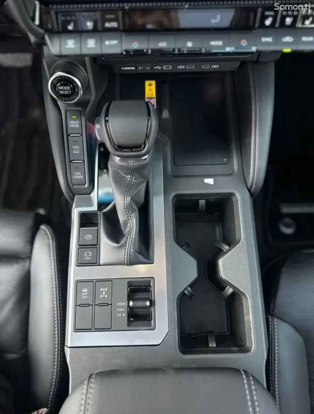 Toyota Land Cruiser Prado 2026 · 2.4 AT