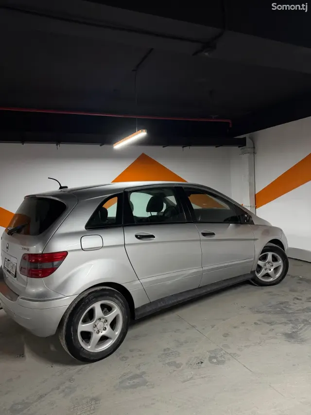 Mercedes-Benz B class 2007 · 1.5 AT
