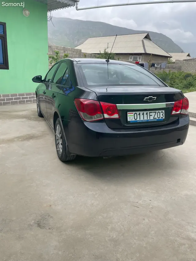 Chevrolet Cruze 2012 · 1.6 AT