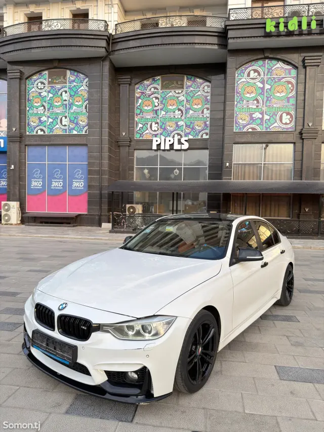BMW 3 series 2014 · 2.0 AT