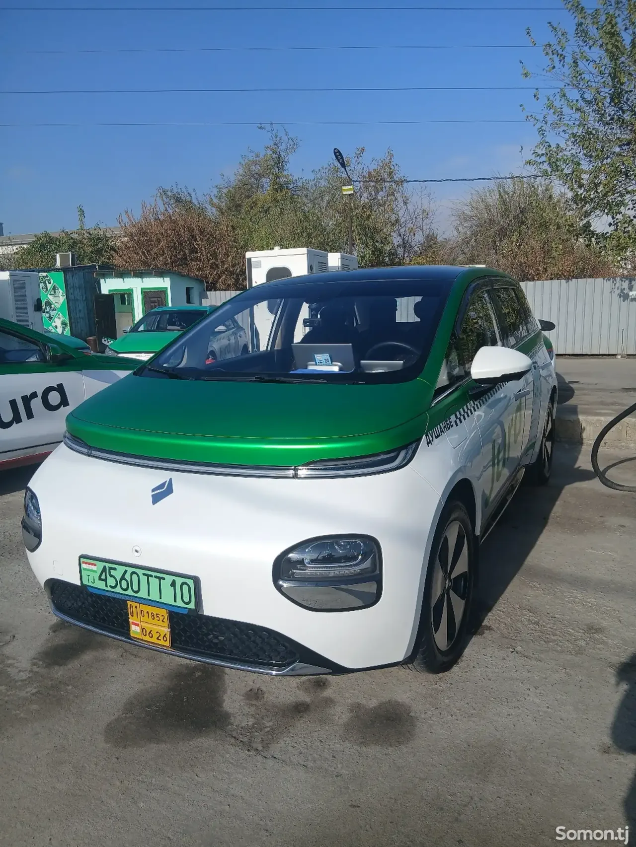 BYD E2 2024 · 2.0 AT