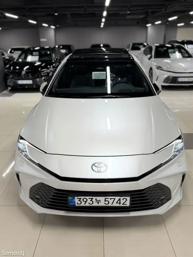 Toyota Camry 2026 · 2.5 AT
