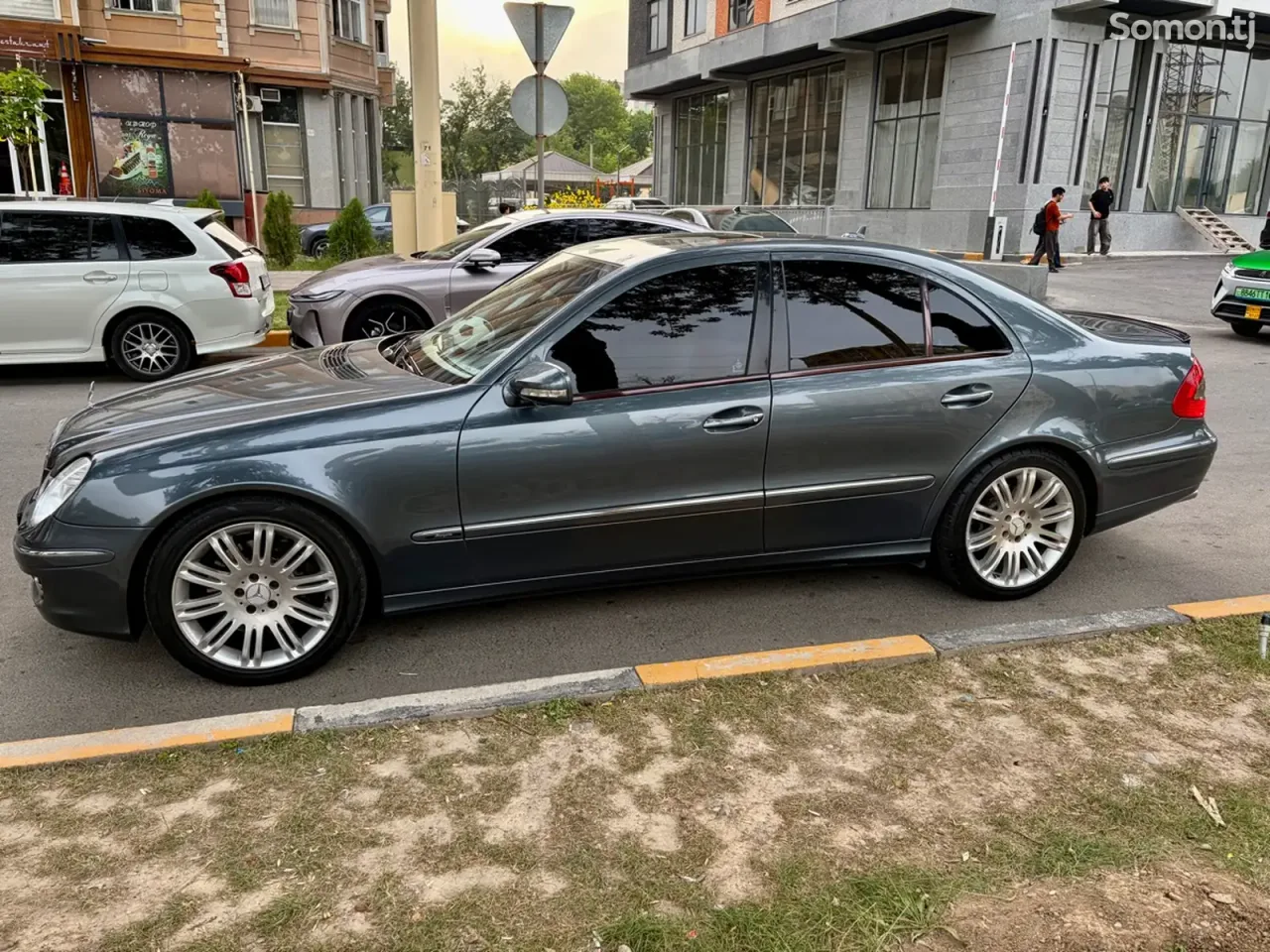 Mercedes-Benz E class 2008 · 3.5 AT