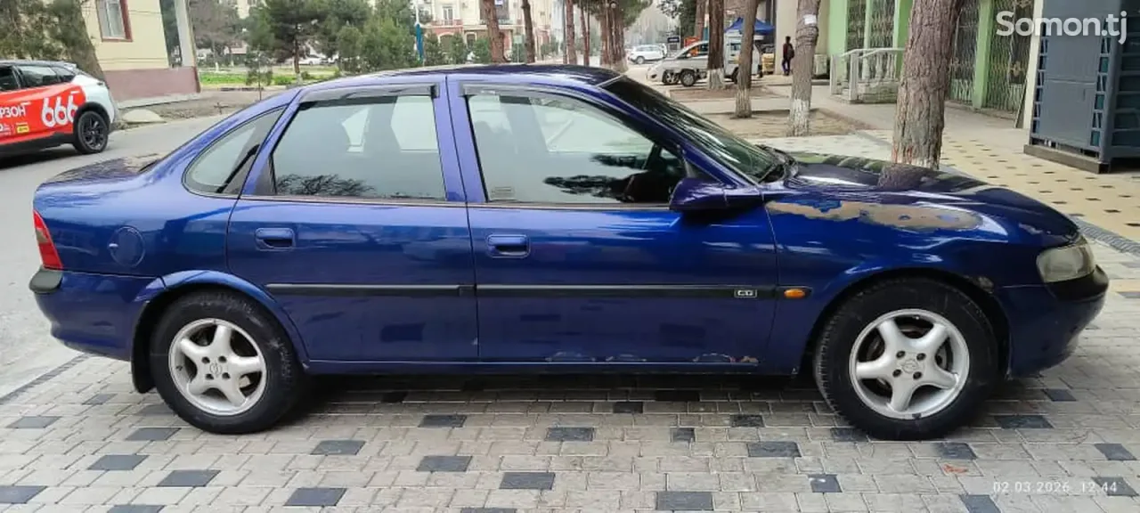 Opel Vectra B 1997 · 1.6 MT