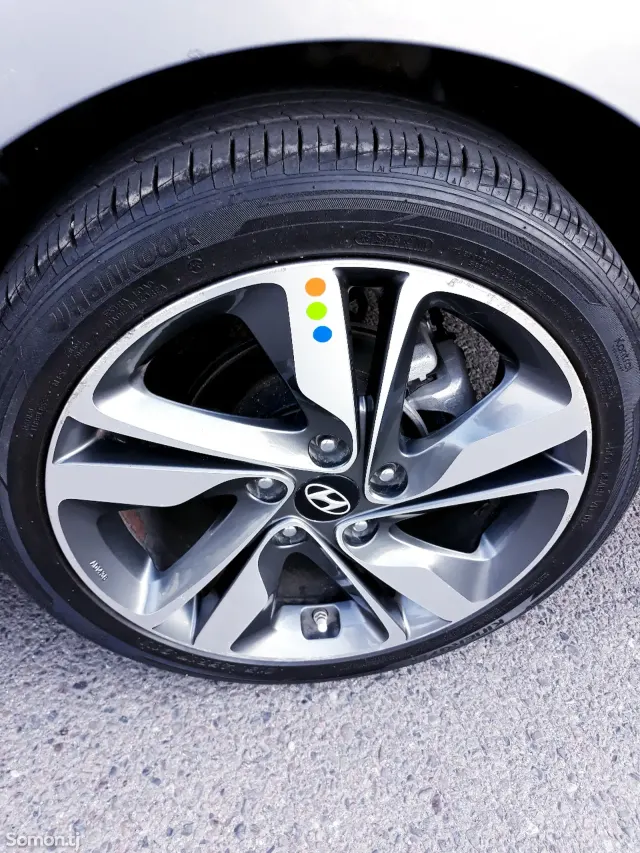 Hyundai Avante 2014 · 1.6 AT