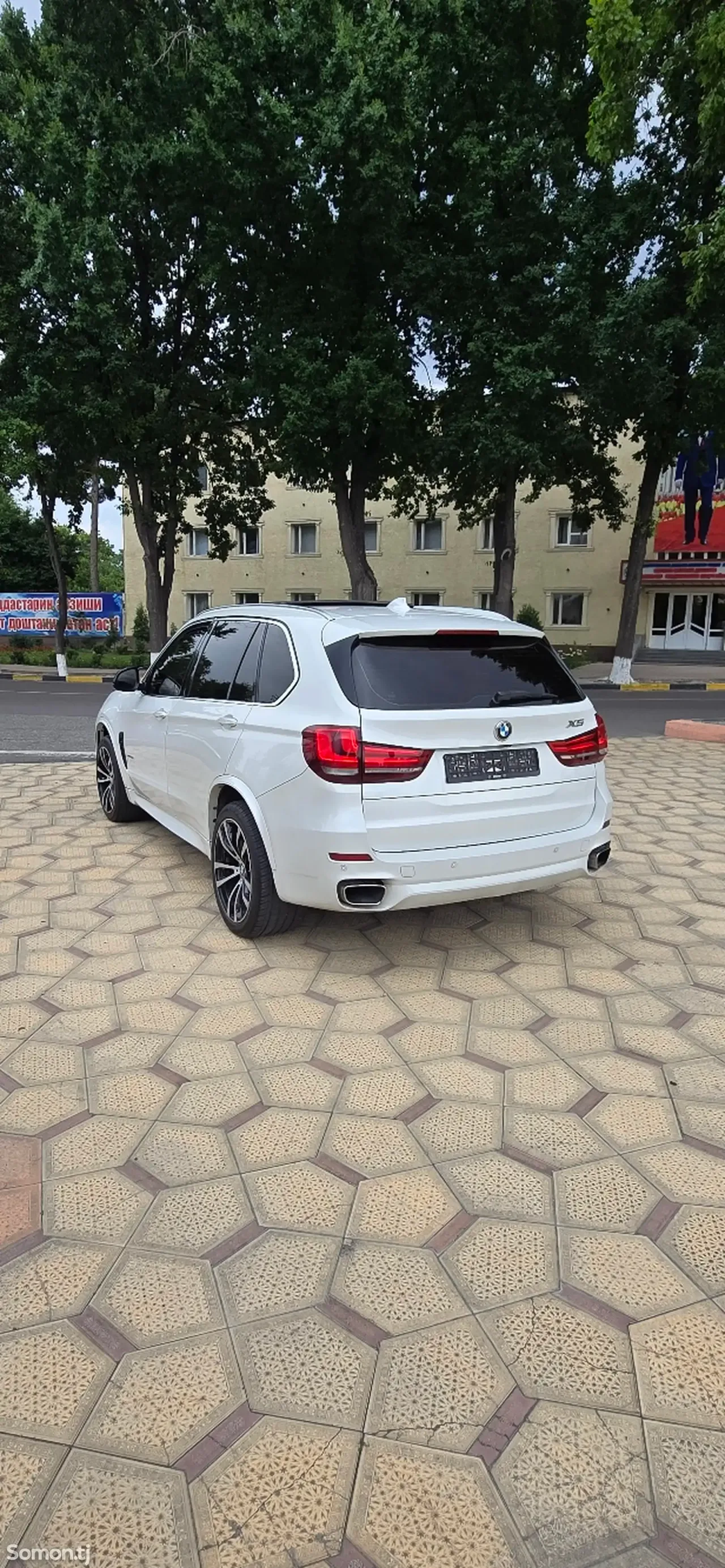 BMW X5 2015 · 3.0 AT