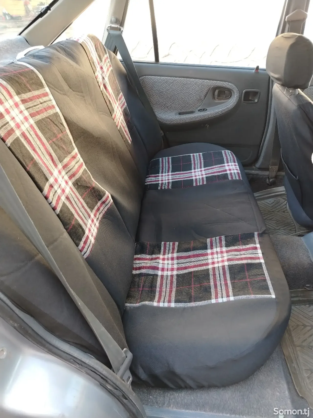 Daewoo Nexia 1996 · 1.6 MT