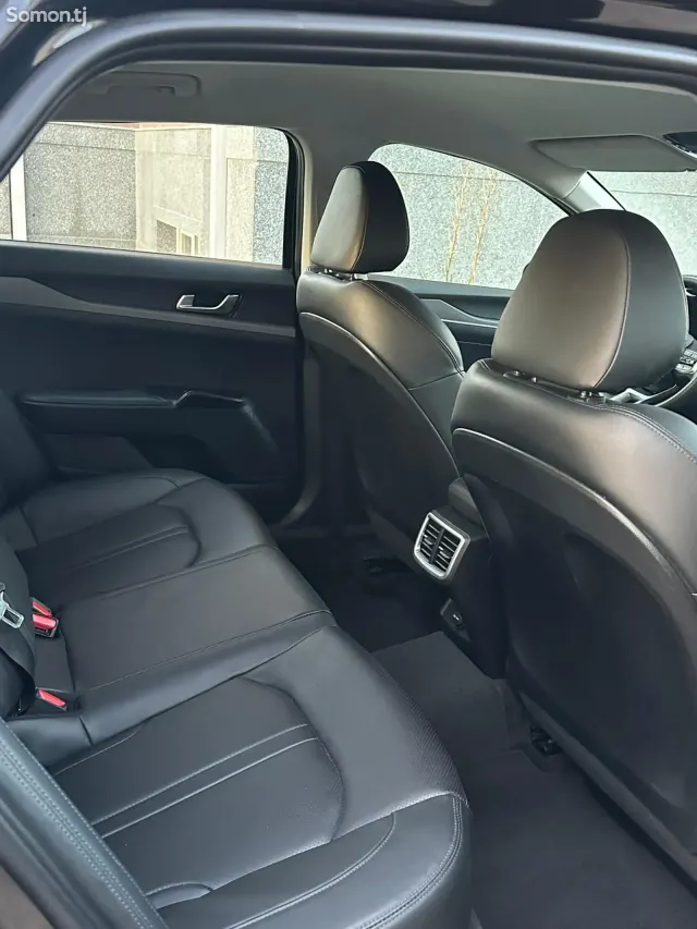 Kia K5 2020 · 2.0 AT