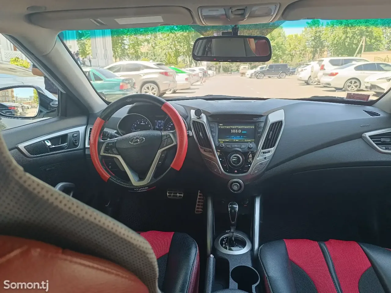 Hyundai Veloster 2013 · 1.6 AT