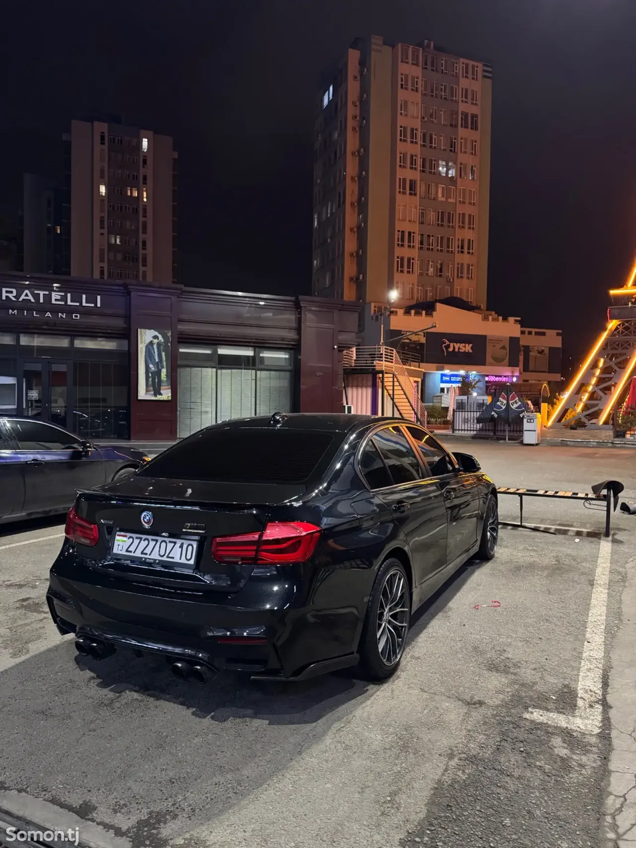 BMW 3 series 2016 · 2.0 AT