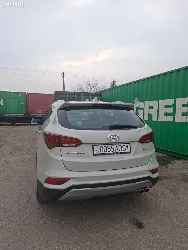 Hyundai Santa Fe 2015 · 2.0 AT