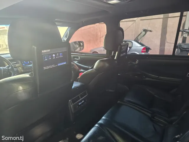 Lexus LX series 2014 · 5.7 AT