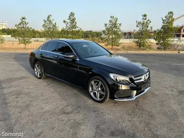Mercedes-Benz C class 2018 · 2.0 AT