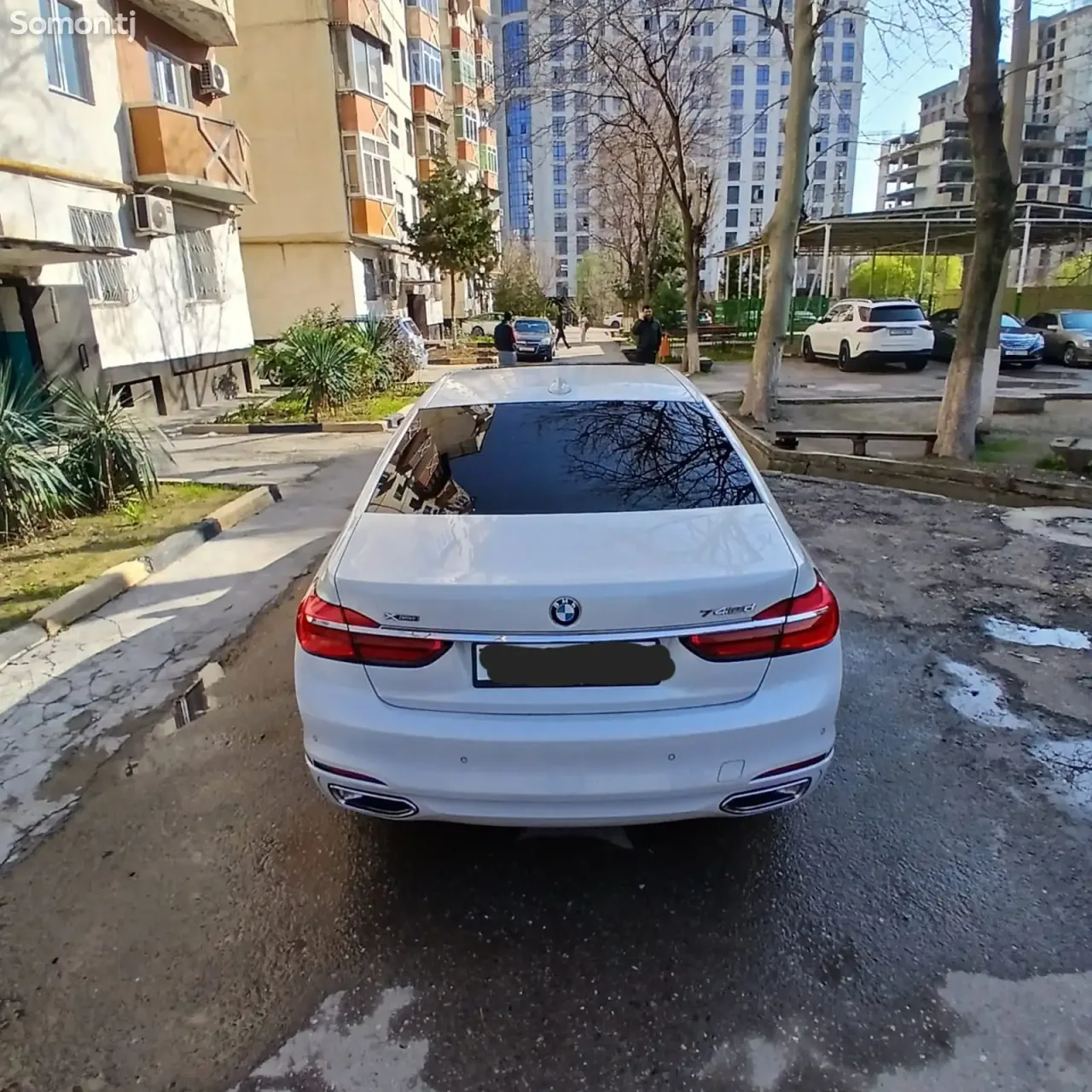 BMW 7 series 2017 · 3.0 AT