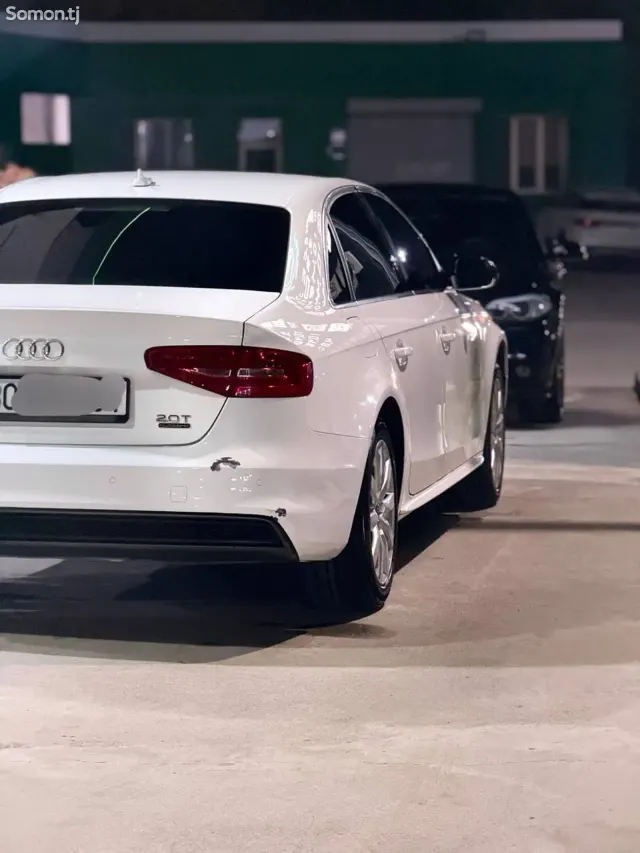 Audi A4 2015 · CVT