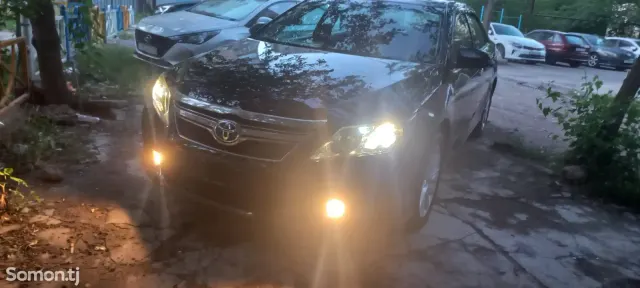 Toyota Camry 2015 · 2.5 AT