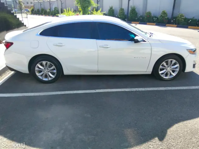 Chevrolet Malibu 2019 · 1.8 AT