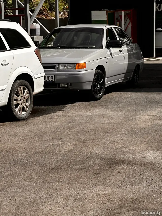 Lada (ВАЗ) 2110 2005 · 1.7 MT