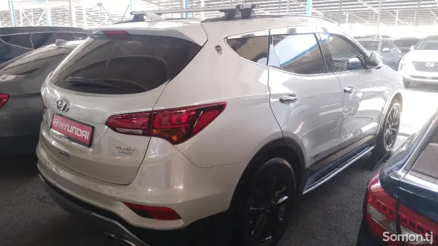 Hyundai Santa Fe 2015 · 2.2 AT