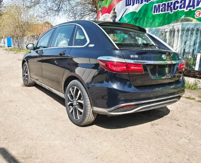 BYD Denza EV 2018 · AT