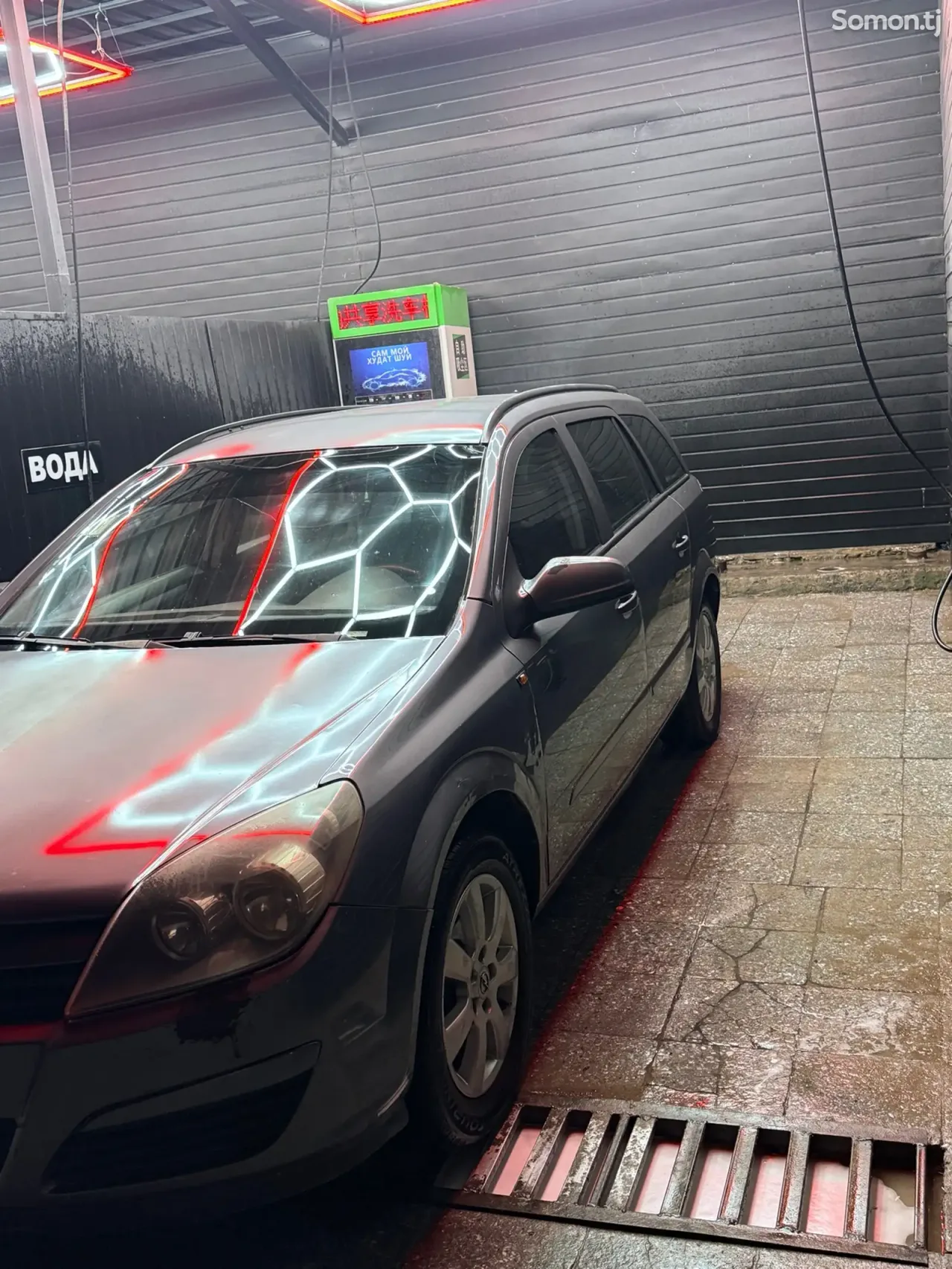 Opel Astra H 2006 · 1.8 MT