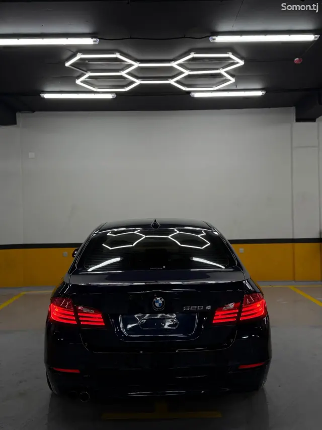 BMW 5 series 2014 · 2.0 AT