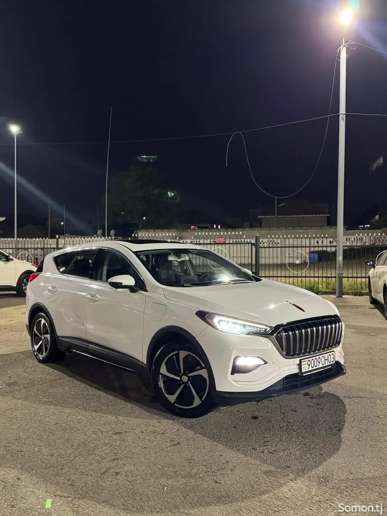 Hongqi E-HS3 2019 · 2.0 AMT