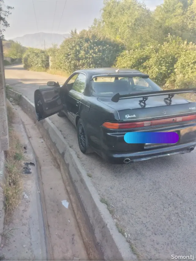 Toyota Mark II 1993 · 1.8 AT