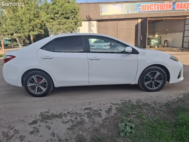 Toyota Aurion 2014 · 1.8 AT