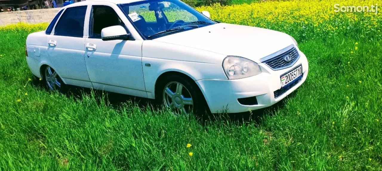 Lada (ВАЗ) Priora 2012 · 1.7 MT