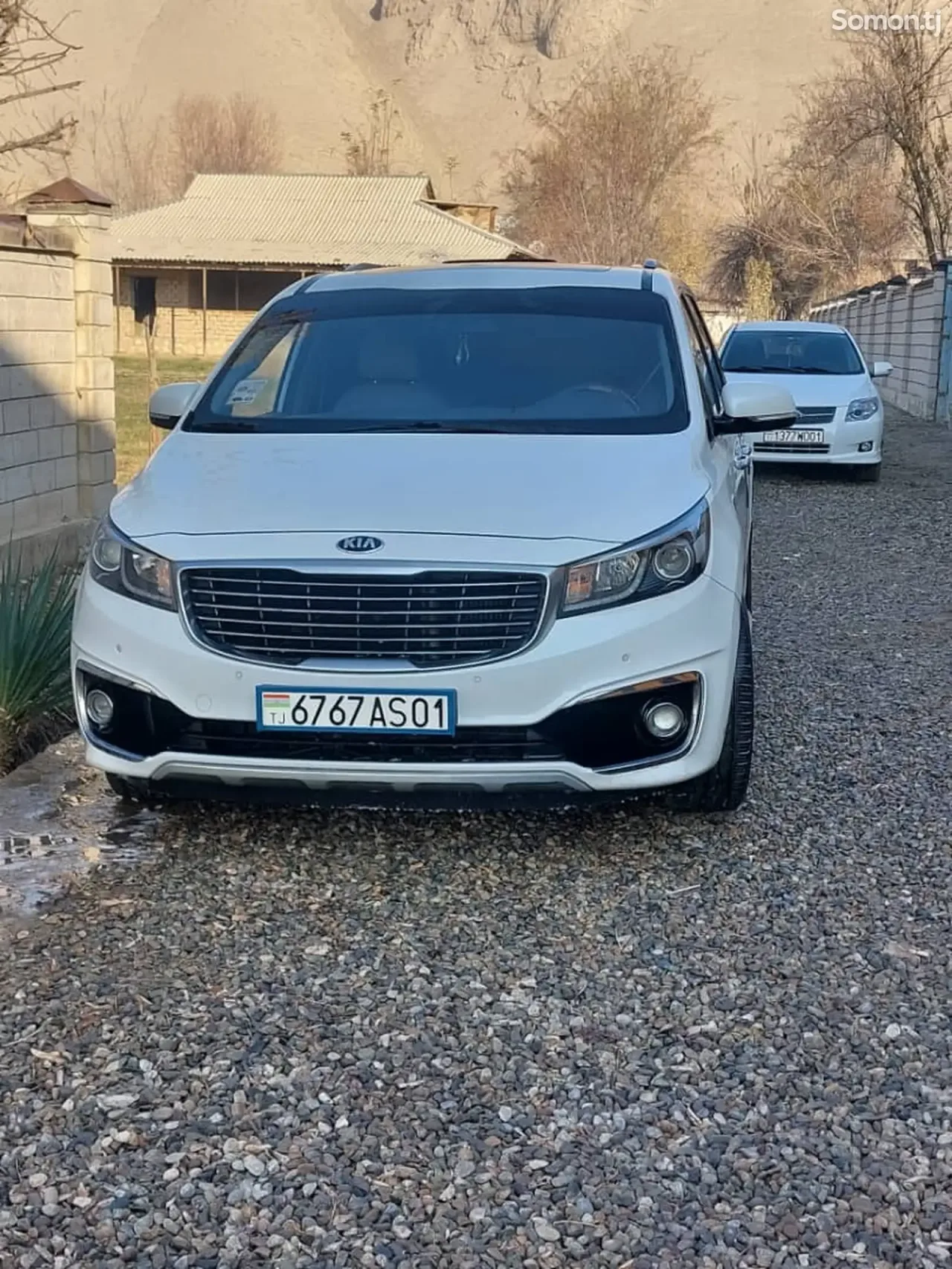 Kia Carnival 2016 · 2.0 AT