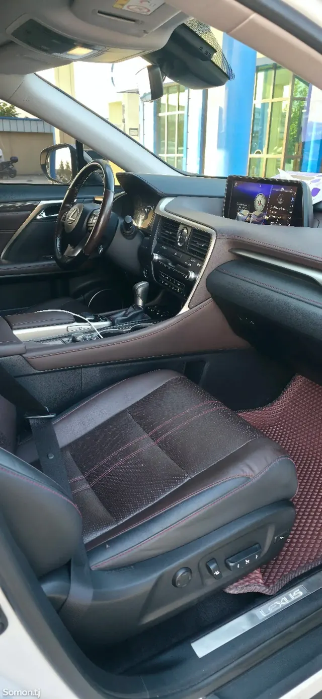 Lexus RX series 2017 · 3.5 AT