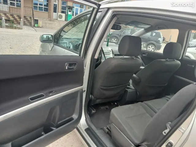 Toyota Corolla Verso 2006 · 1.8 MT