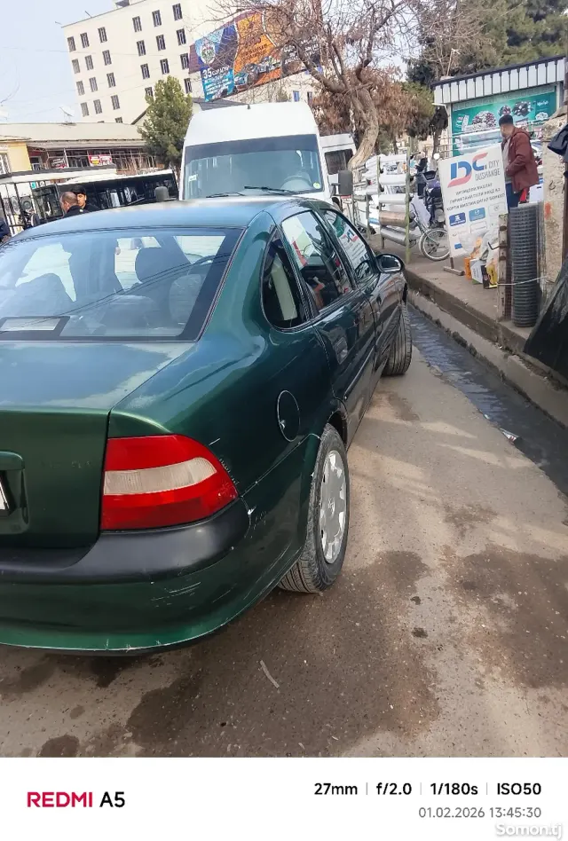 Opel Vectra B 1997 · 1.6 MT